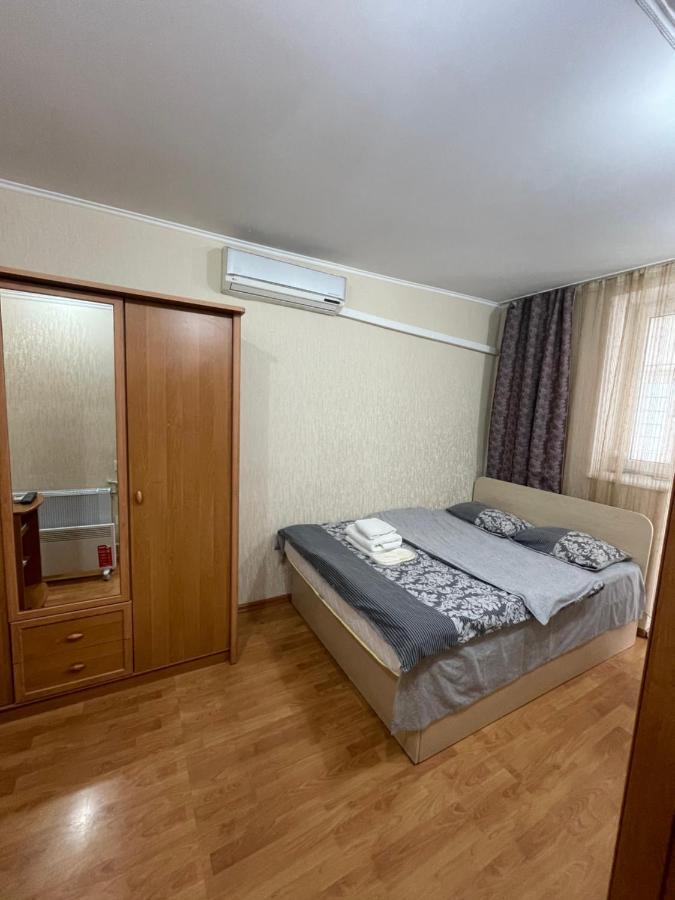Deribas Apartments Odessa Exteriör bild