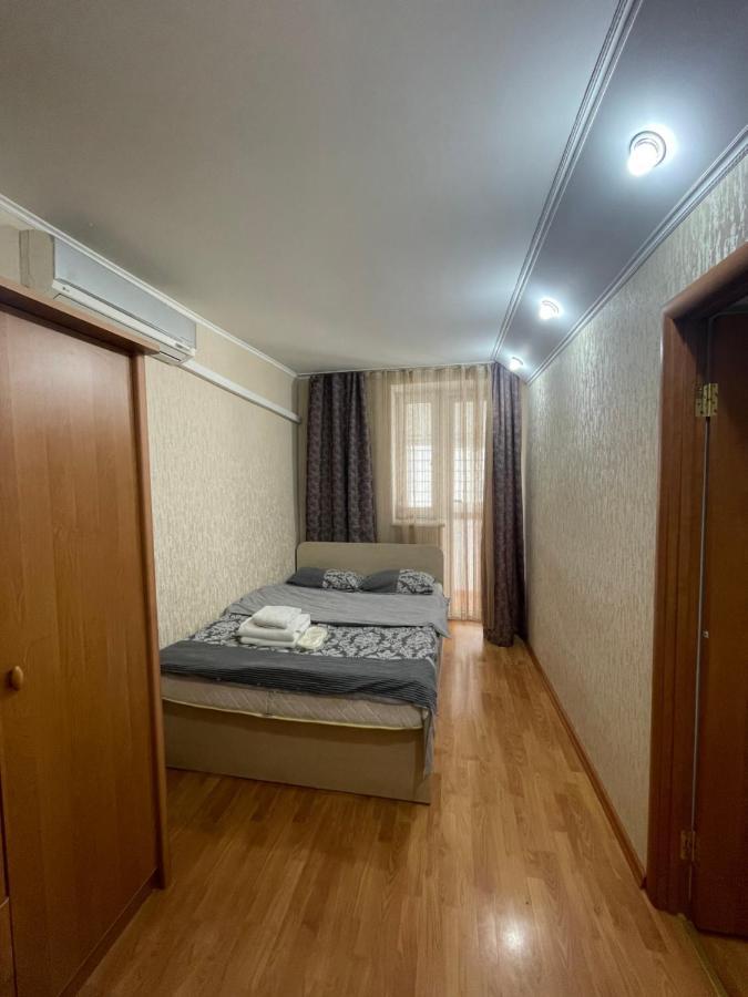 Deribas Apartments Odessa Exteriör bild